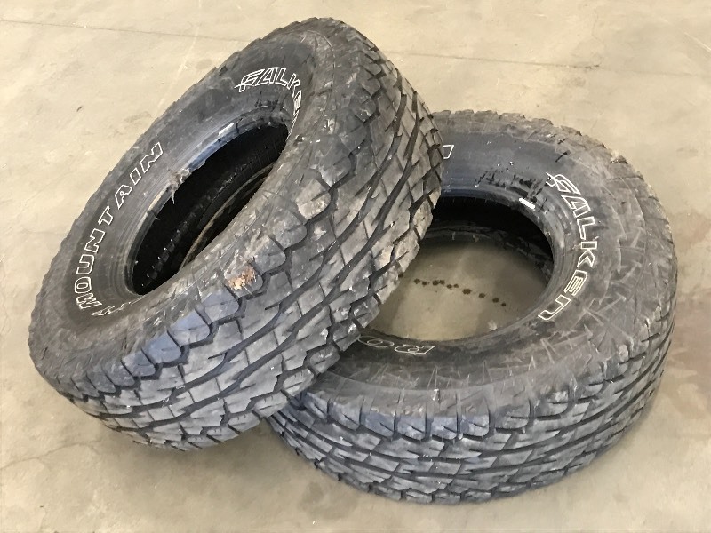 lot 6 image: (2) Falken Truck Tires