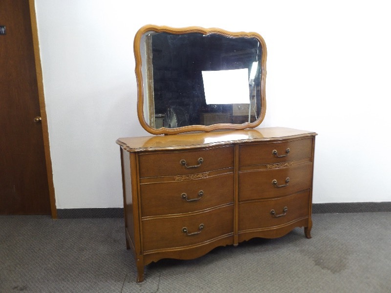 Bassett Solid Cherry Wood 1960 S 6 Drawer Lowboy Dresser And