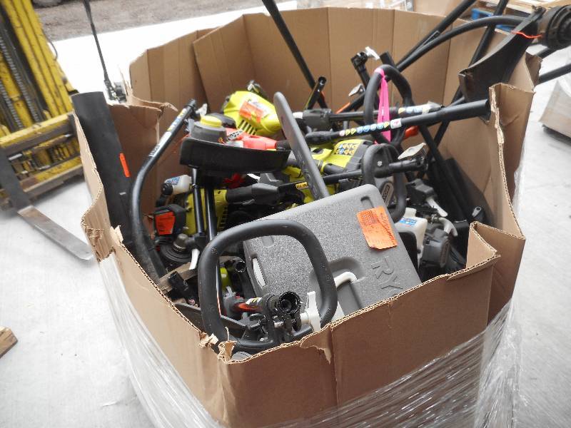 lot 1 image: PALLET LOT OF WEED WHIPS BACK PACK BLOWERS FOR PARTSREPAIR