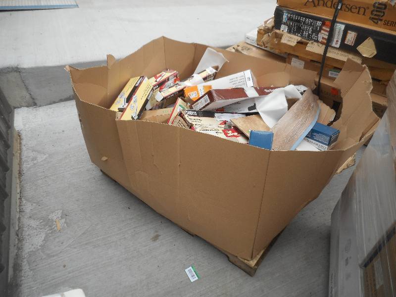 lot 3 image: HUGE BOX LOT OF FLOORING TOOLS & SUPPLIES