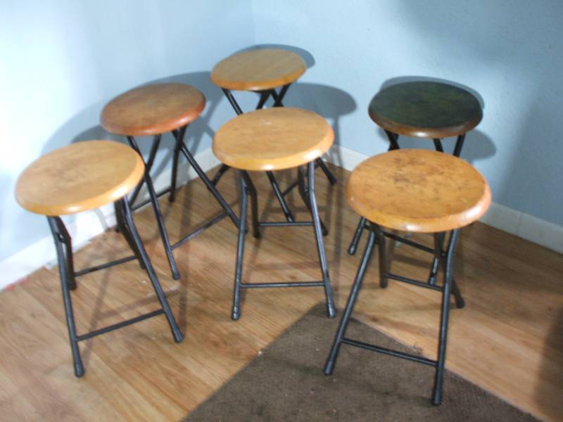 FOLDING STOOLS