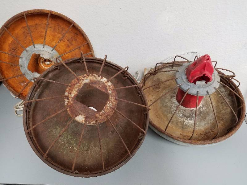 3 Vintage Lights