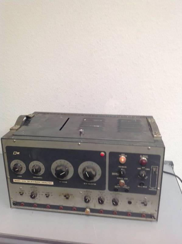 Vintage B&K Television Analyst