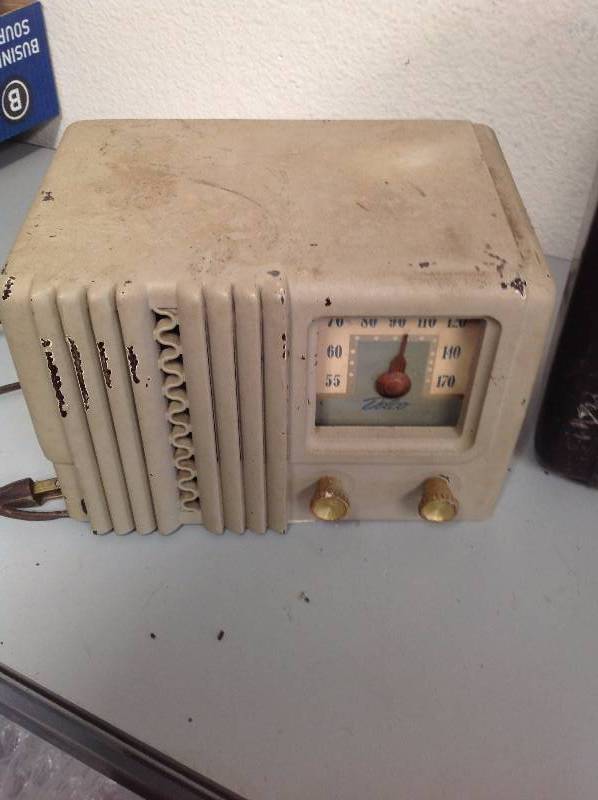 Antique Radios