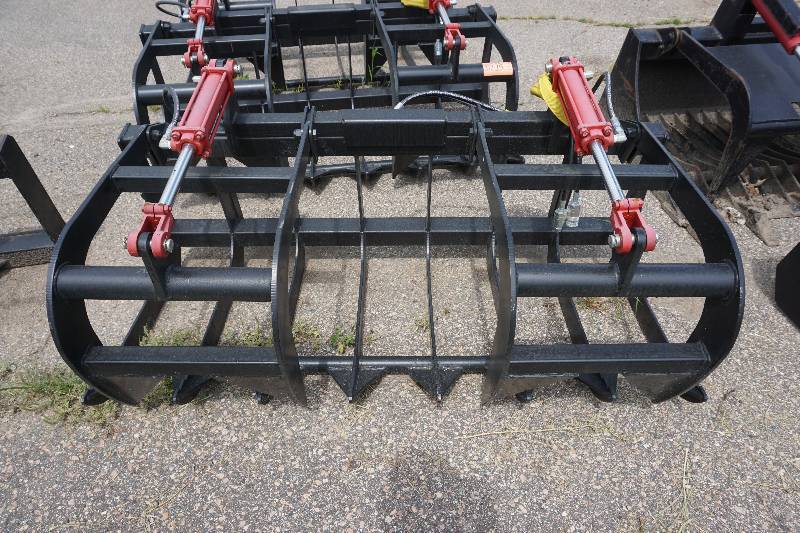 lot 12 image: Universal Mount Bobcat Skid Loader Skid Steer 66 Root Grapple Bucket