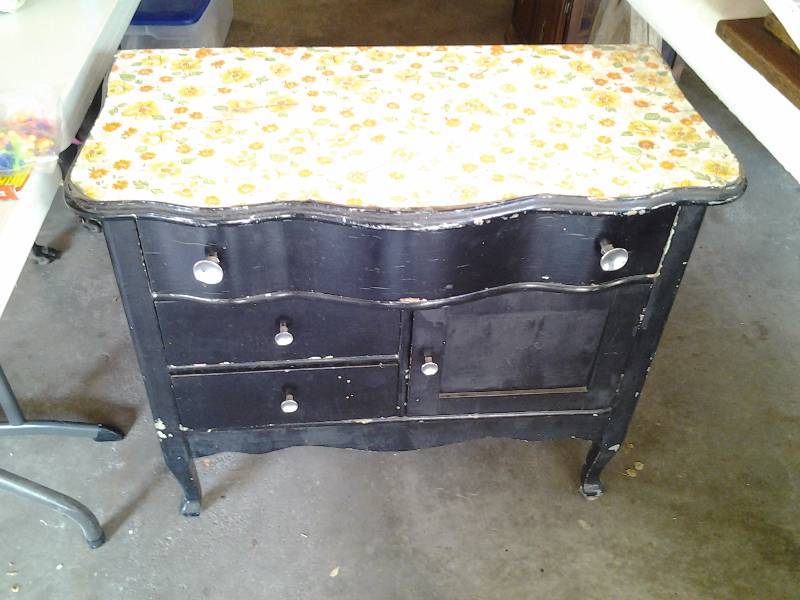 lot 12 image: Vintage Wood Dresser Circa 1950 33x18x29