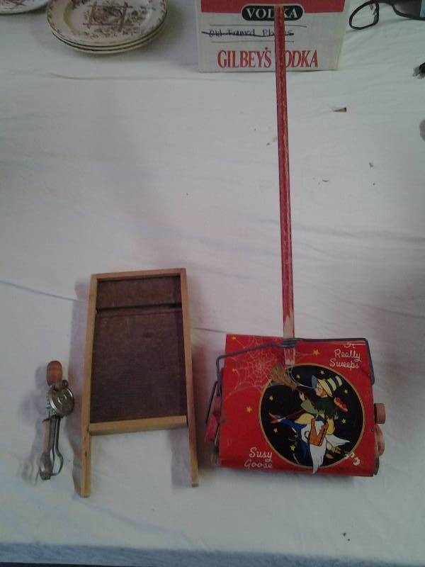 lot 44 image: Vintage  Susy Goose Sweeper Toy, Wash Board & Toy Egg Beater