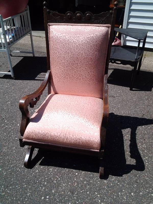 lot 48 image: Platform Rocker