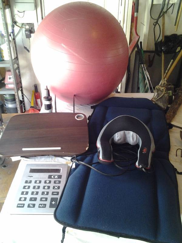 lot 81 image: Lot Of Exercise Ball, Chair Cushion, Lap Top Table, Book Ends