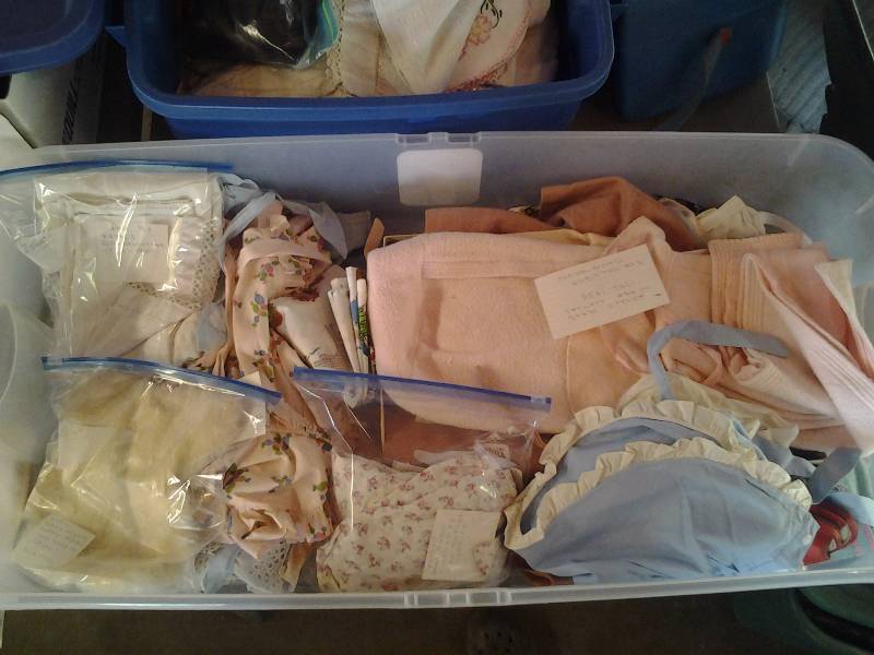 lot 94 image: Lot Of Little Girls Clothes, Hand Made & Store Bought (1945-1955)