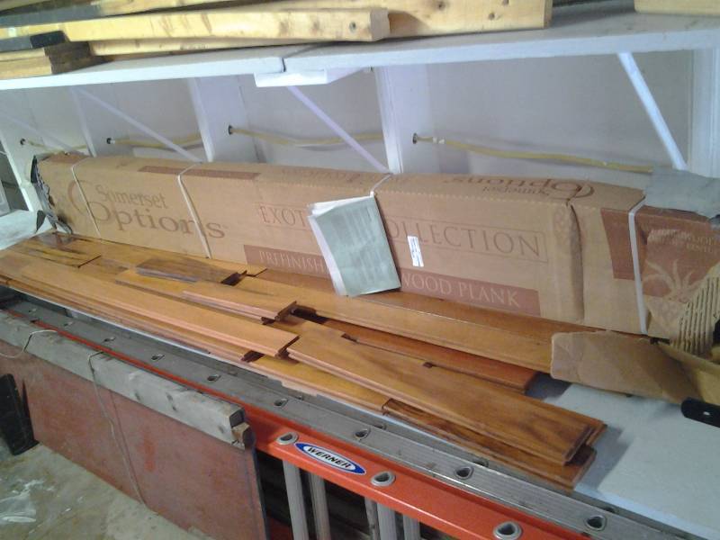 lot 100 image: Prefinished Solid Wood Planks (32 Sq. Ft.)