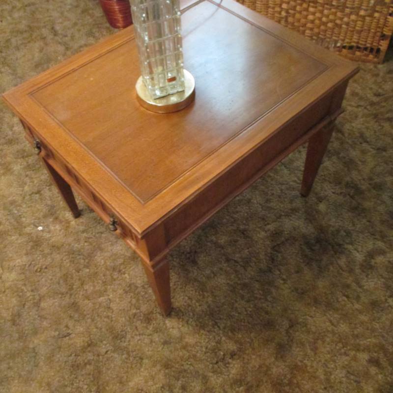 End Table & Lamp
