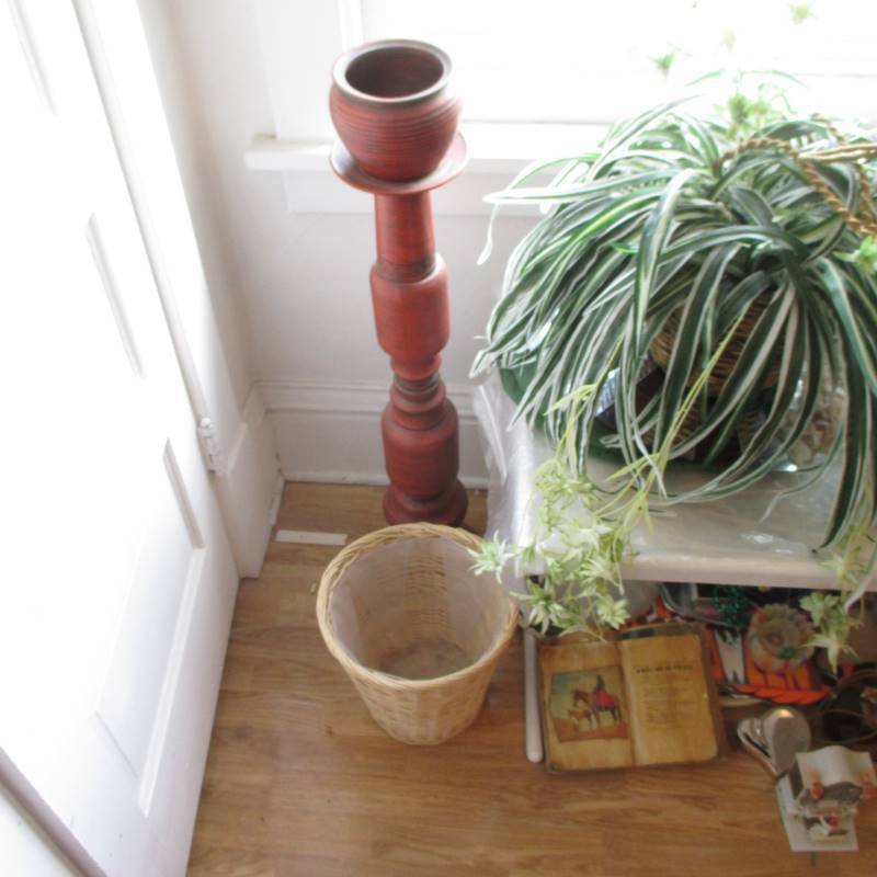 Misc. Decor & Table