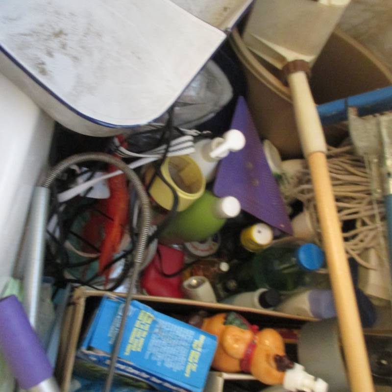 Misc. Cleaning Supplies & Bathroom Items