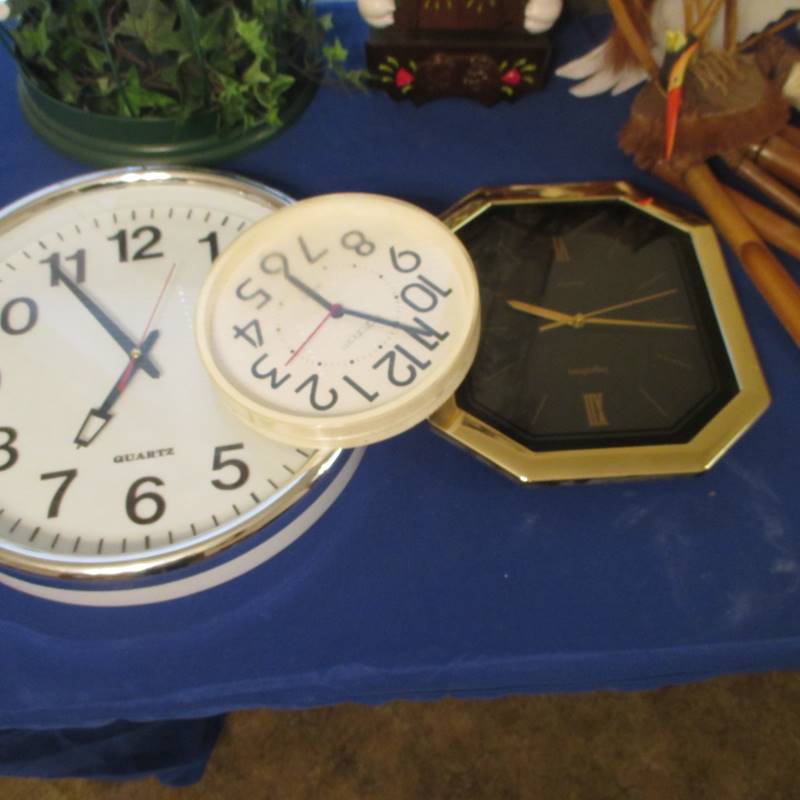Clocks & Misc. Decor