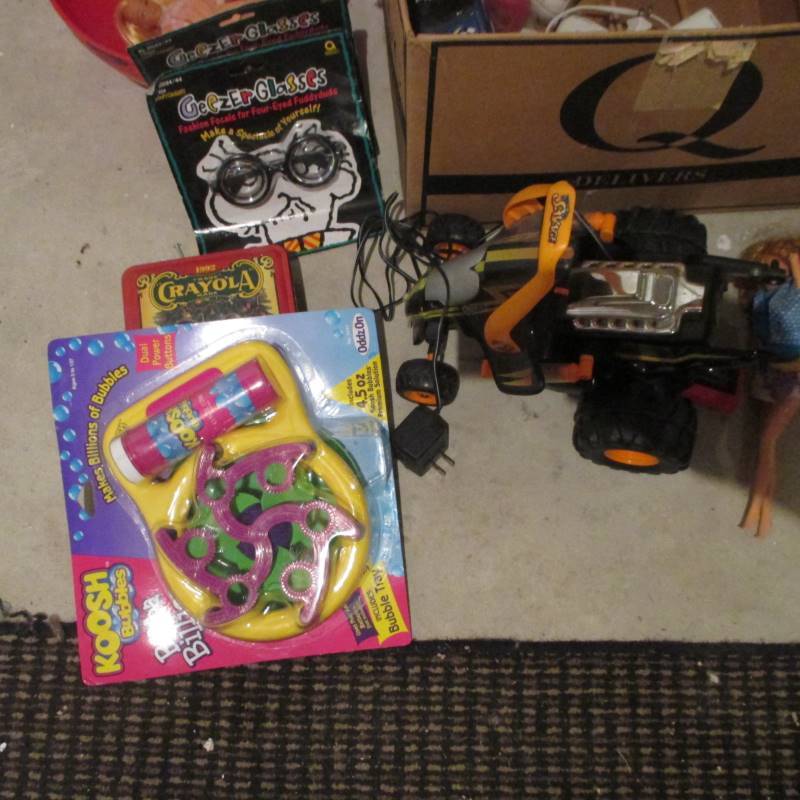 Vintage Toys, Lamp & Baby Monitor
