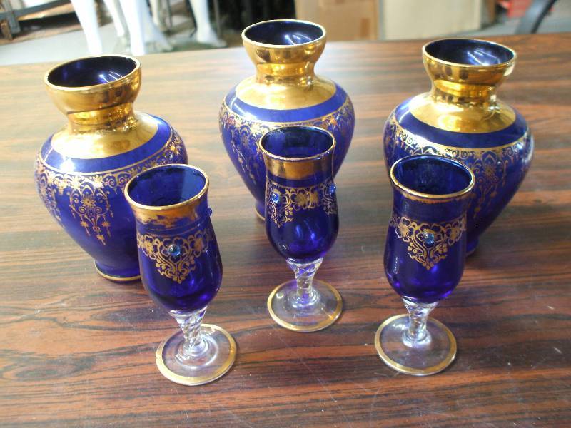 lot 633 image: GILDED AND BEJEWELED BLUE GLASSWARE