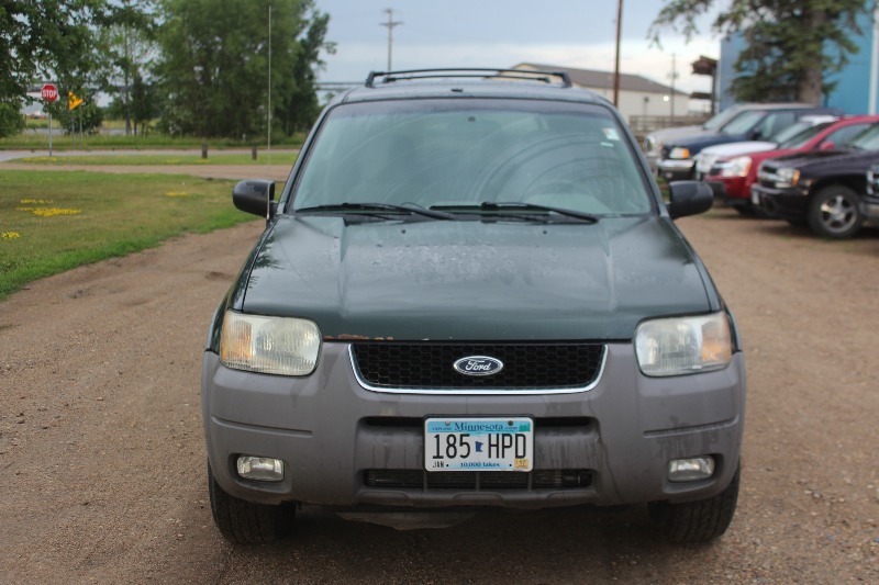 lot 1689 image: 2002 Ford Escape XLT 4x4