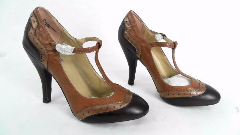 lot 26 image: Womens Dolce Harper T-Strap Pump - Size 10
