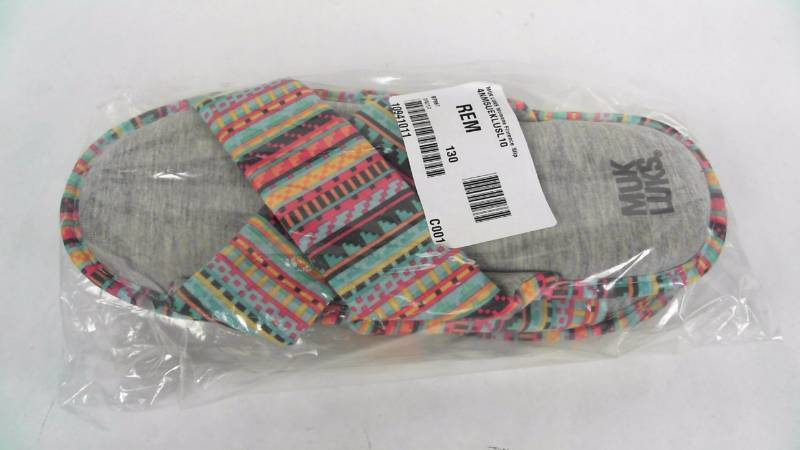 lot 300 image: Womens Muk Luks Magda Slip-On Slipper  Slippers - Large 9 10