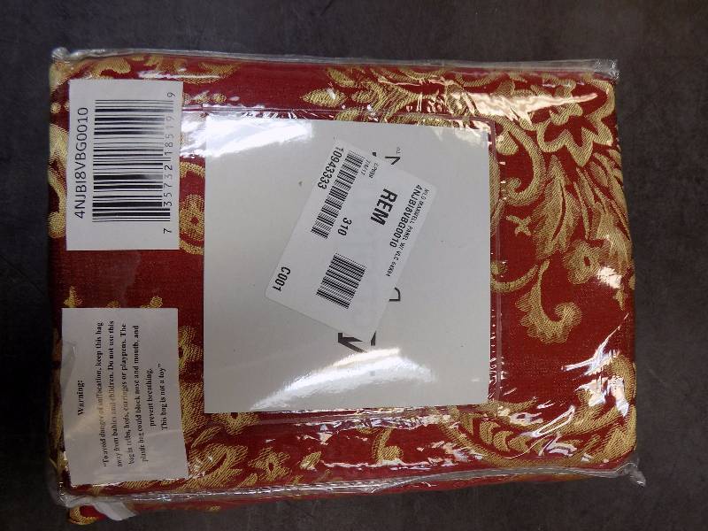 McLeland Design Maxwell 54 x 84 Panel with Valance Burgundy