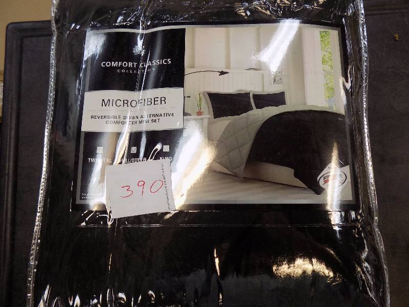 Comfort Classics Windsor Down-Alternative 3-Pc. Comforter Set - FullQueen Black-Gray