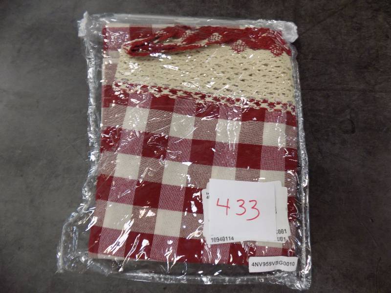 Buffalo Check 58 x 36 Kitchen Tier Set Burgundy