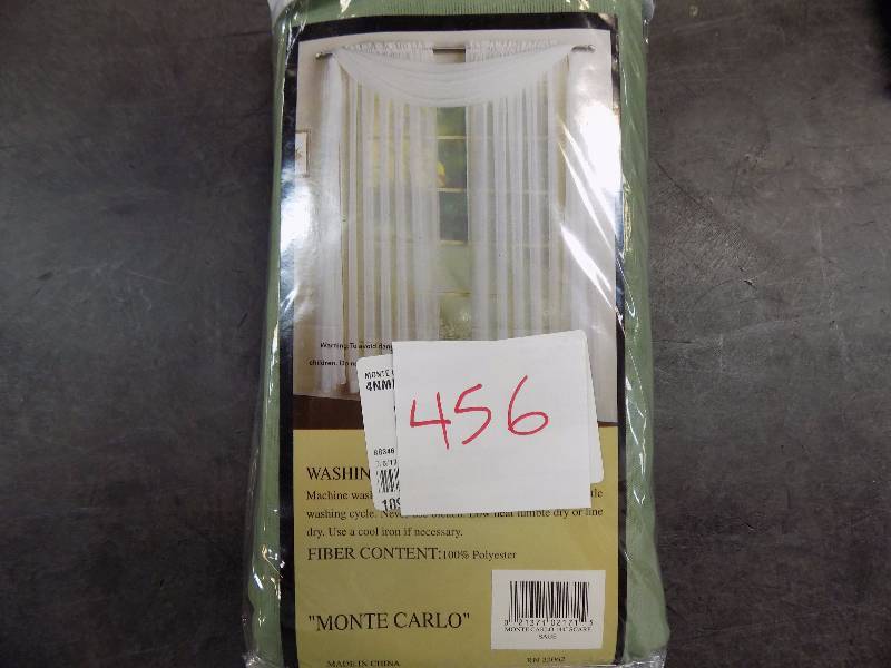 United Monte Carlo 59 x 144 Scarf Valance Sage