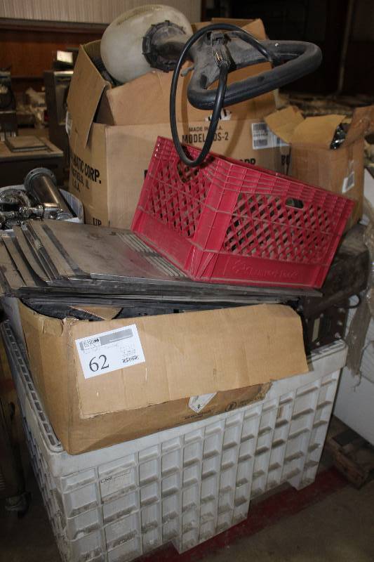 lot 62 image: Pallet Lot of Beer Taps