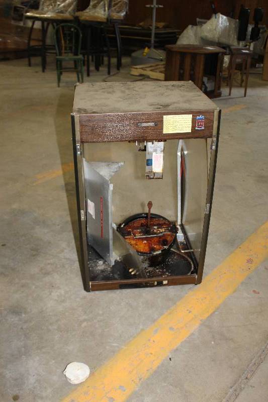 lot 86 image: Gold Medal Commercial Popcorn Machine