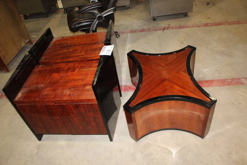 lot 158 image: Coffee Table