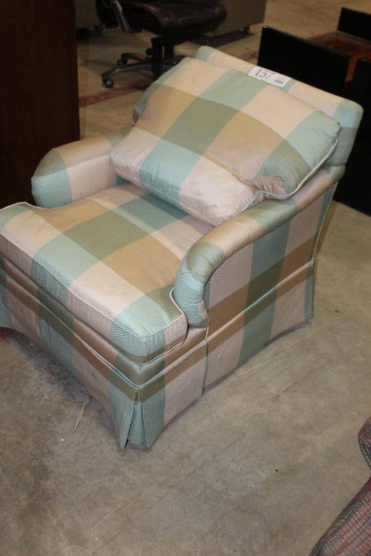 lot 157 image: Living Room Easy Chair
