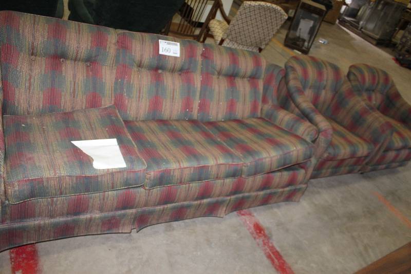 lot 160 image: Couch