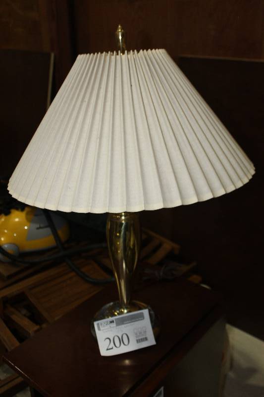 lot 200 image: Table Lamp, Electric Towel Warmer