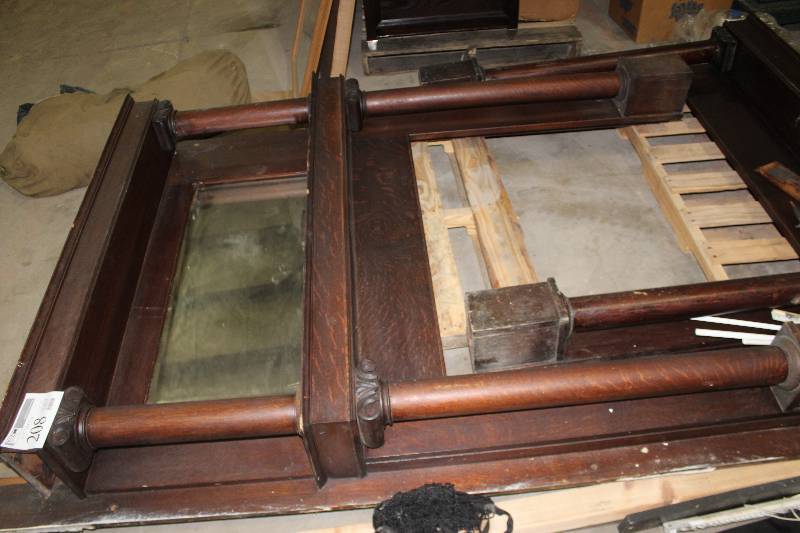 lot 208 image: 1910s Antique Beautiful Wood Mahagony Mantle w Mirror