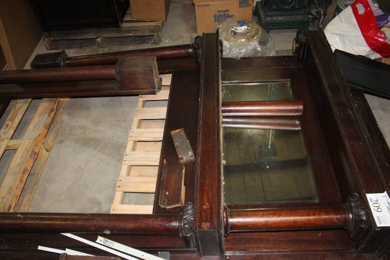 lot 209 image: 1910s Antique Beautiful Wood Mahagony Mantle w Mirror
