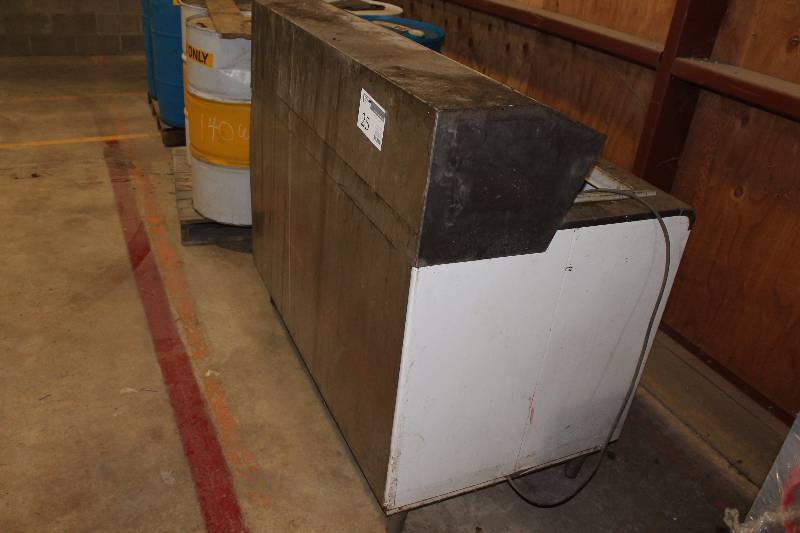 lot 25 image: Kelvinator Commercial Stainless Steel Freezer Table