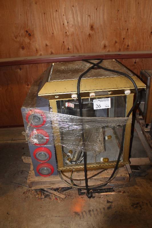 lot 26 image: Popcorn Machine, 3-Cup Dispenser