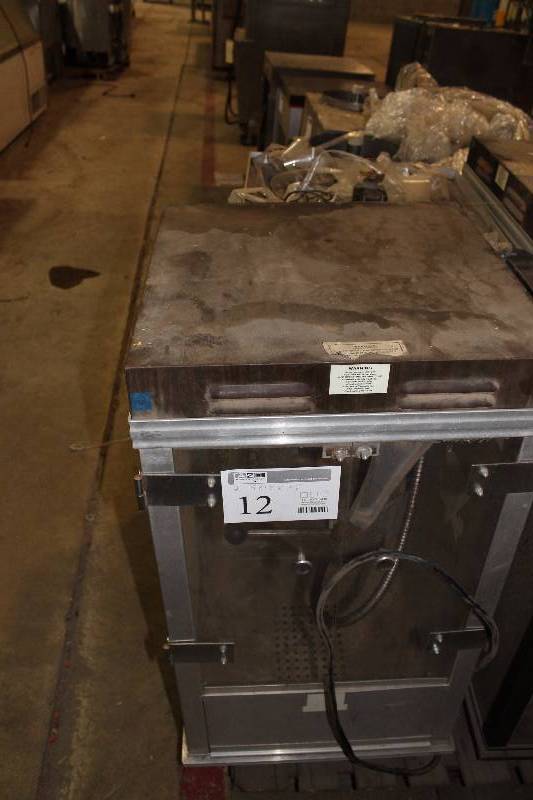 lot 12 image: Lot of (2) Popcorn Machines