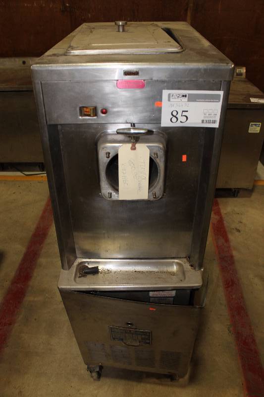 lot 85 image: Commercial Stainless Steel Rolling Dispenser