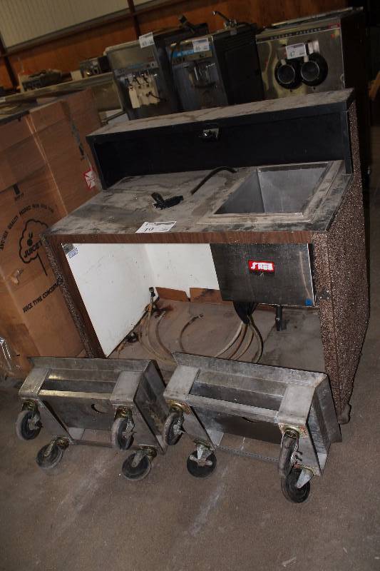 lot 49 image: Commercial Dispenser Table