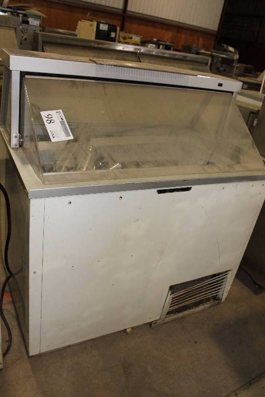 lot 98 image: Hussmann Commercial Stainless Steel Refrigerator Table