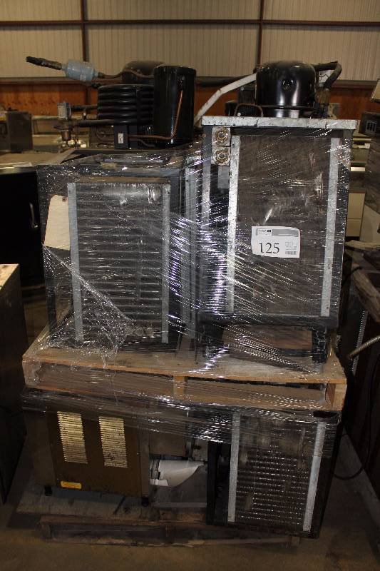 lot 125 image: Pallet of Commercial Appliances, Parts