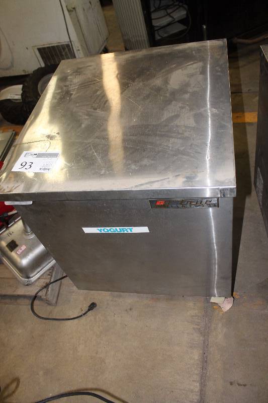 lot 93 image: Commercial Stainless Steel Cooler