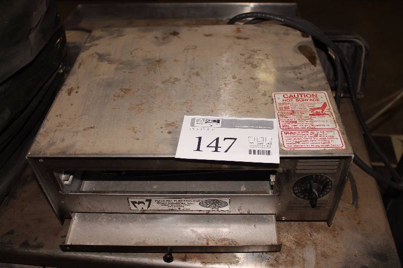 lot 147 image: Pizza Pal Commercial Stainless Steel Electric Pizza Oven