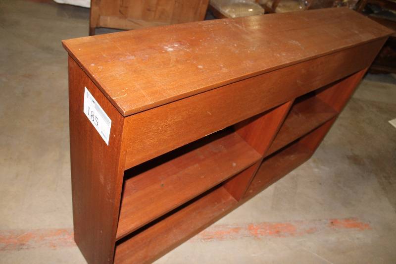 lot 185 image: Bookcase