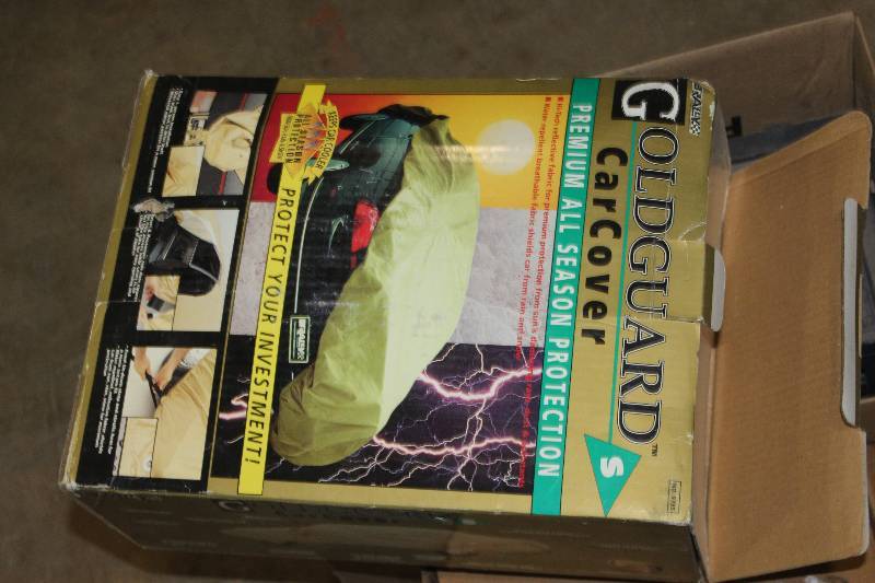 lot 246 image: Golg Guard Premium Car Cover