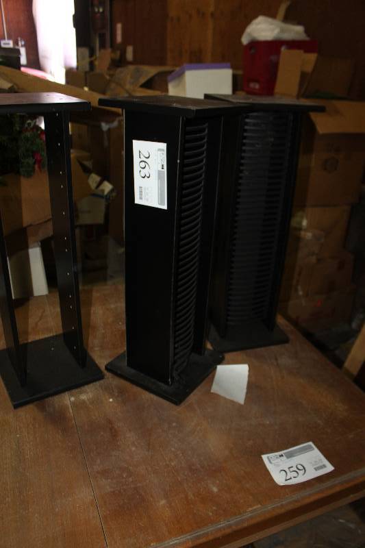 lot 263 image: Lot of (3) CD Towers