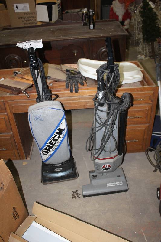 lot 273 image: Lot of (2) Floor Vacuums - Oreck XL, Advance Advac 14XP