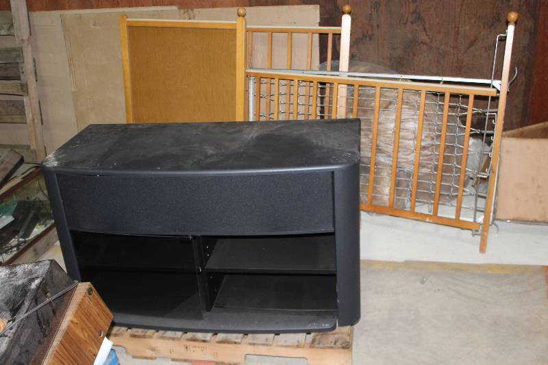 lot 291 image: Entertainment Center, Baby Crib